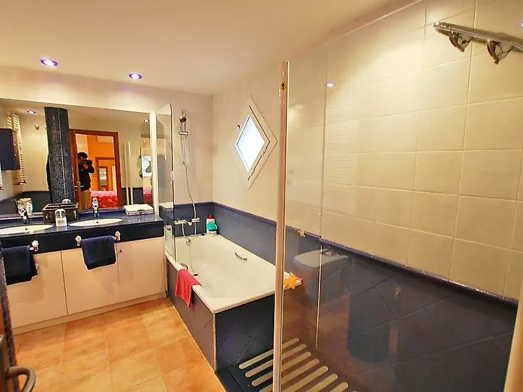 105363) Casa En Santa Cristina D'Aro Con Internet, Aire Acondicionado, Aparcamiento, Jardin Hotel